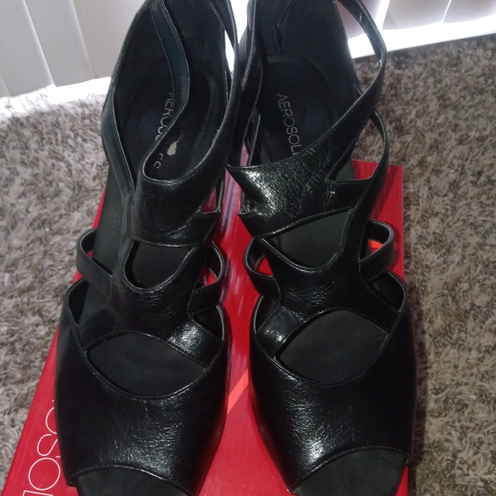 Aerosole heels